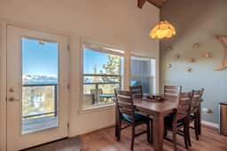 Rare Heavenly 2BR*Lake Views*Shuttle Access*Dog OK