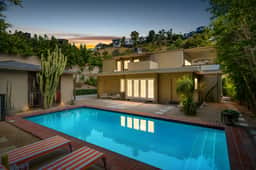 The Bird Streets Mid-Century Retreat Views & Pool