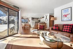 Serene Condo by Palisades Base and Golf Course