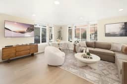 Modern Green Lake Gem – Rooftop, Walk Score 90