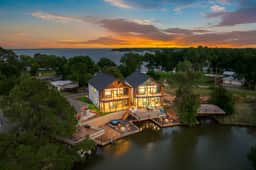 Luxe Lakehouse | 6BR, Games, Deck & Water Views