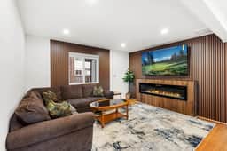 Walk to Lake Tahoe | Sleeps 10 | EV Charger - Image 3