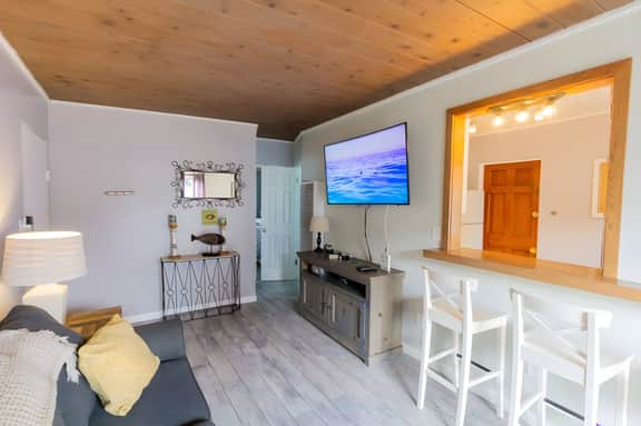 1-Block to Beach! Cozy Ocean Beach Cottage Getaway