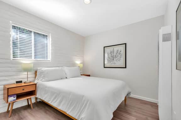 Prime Location Carlsbad Home Walk to Beach