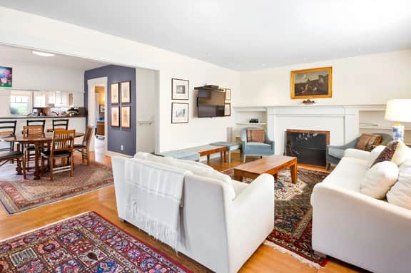 Charming Palo Alto Tudor Near Stanford & DT