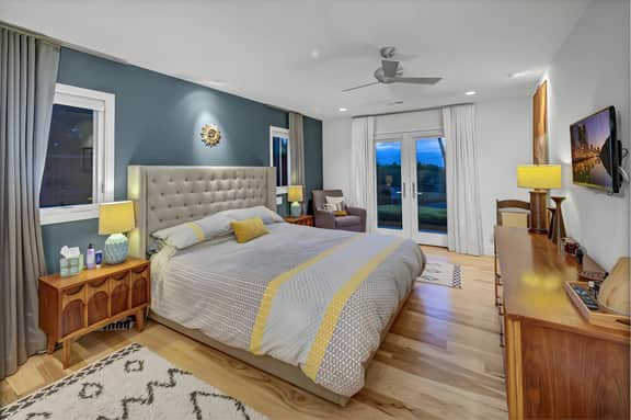 Family Retreat with Hot Tub Encinitas Beach