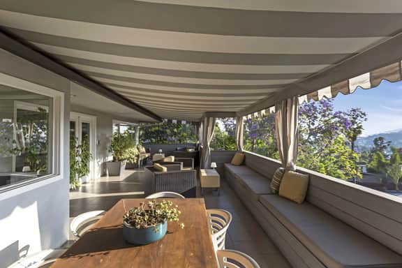 Hollywood Dell Oasis, Canyon VIEWS, Fire Pit & BBQ