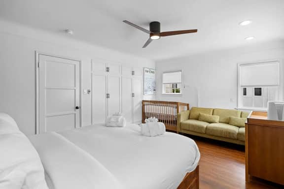 Charming Traditional Westwood 3BR Beautiful Garden