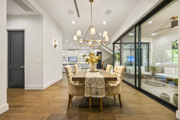 Luxurious Encino Villa  | Pool, Spa, Cinema & More - Image 5