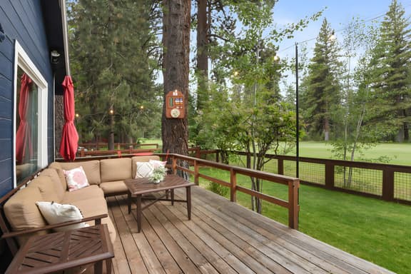 Yaya’s: 4BR Retreat | Lake • Golf • Ski