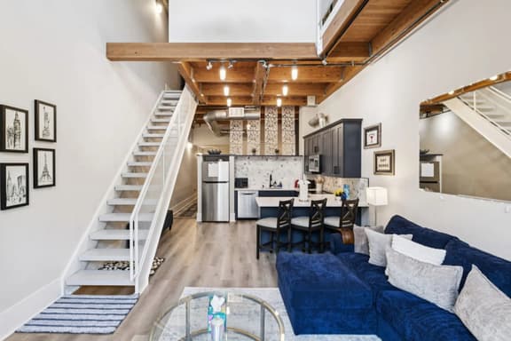 Stylish Santana Row 2BR Loft Walk to Shop & Dining